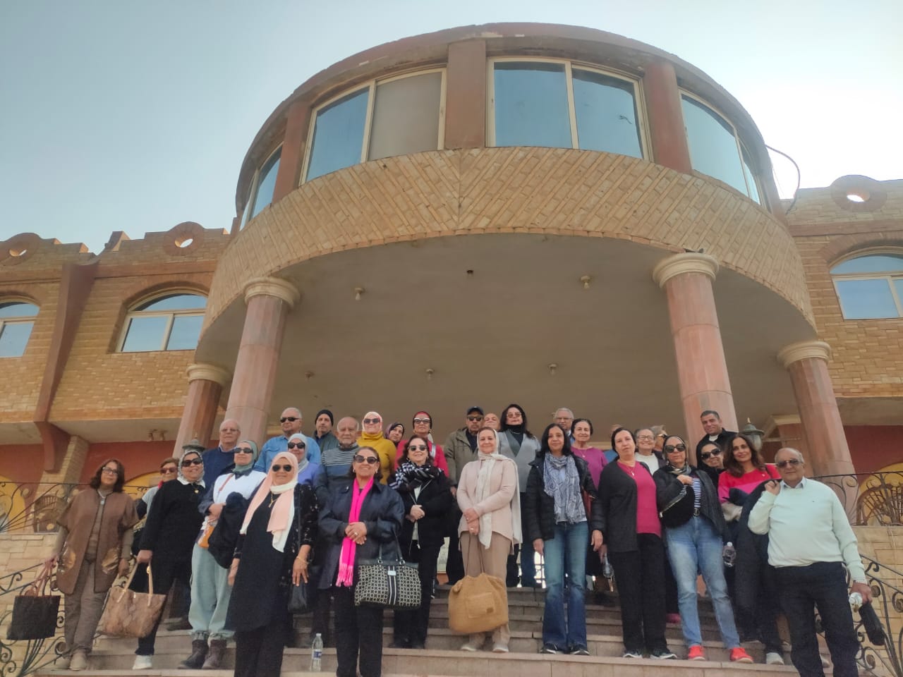 أعضاء نادي الجزيرة في زيارة لاثار بني سويف